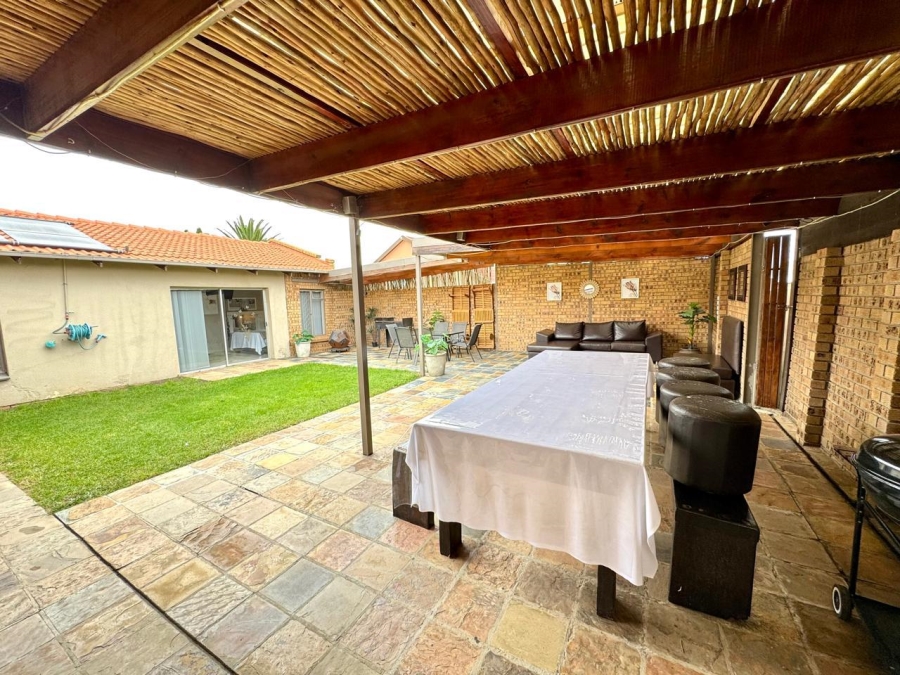 4 Bedroom Property for Sale in Secunda Mpumalanga