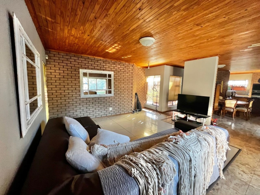 4 Bedroom Property for Sale in Secunda Mpumalanga