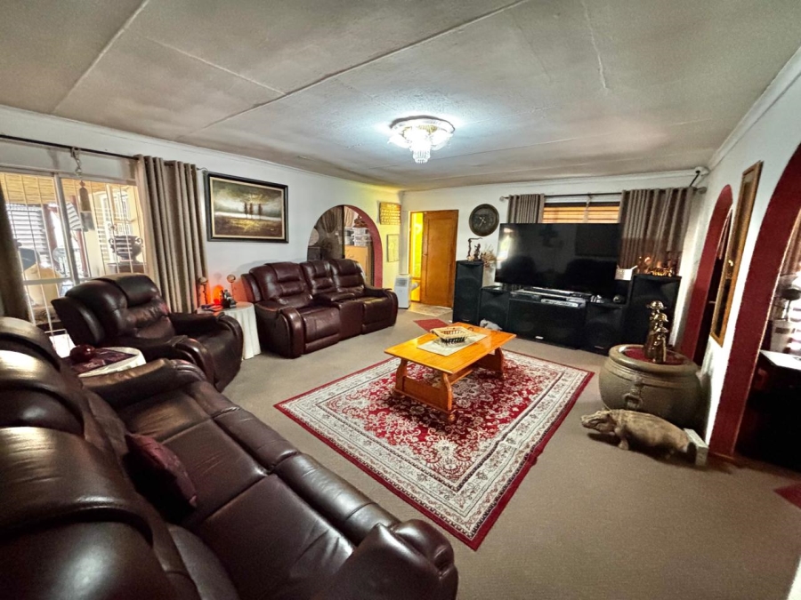 3 Bedroom Property for Sale in Secunda Mpumalanga