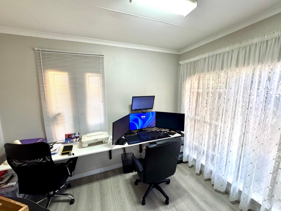 4 Bedroom Property for Sale in Suidheuwel Mpumalanga