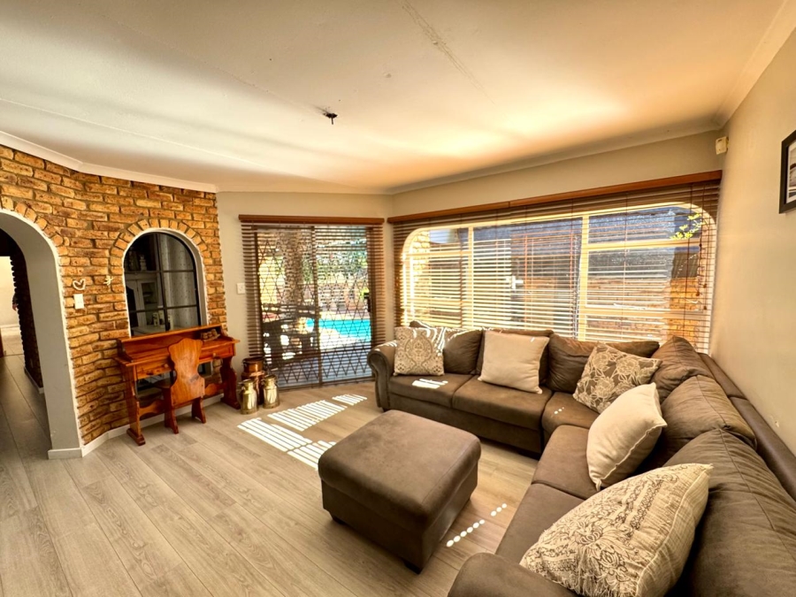 4 Bedroom Property for Sale in Suidheuwel Mpumalanga