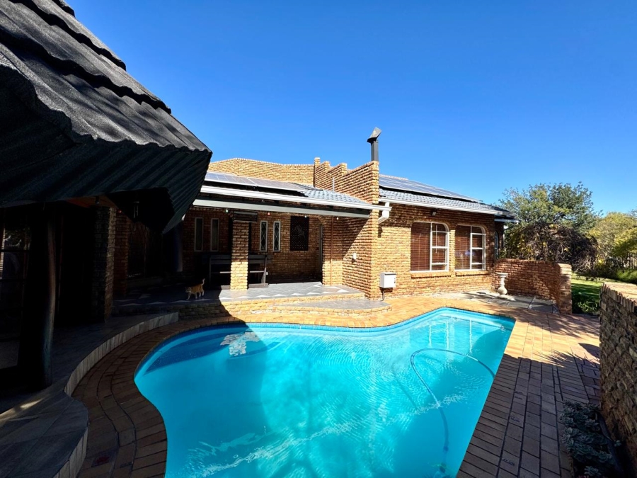 4 Bedroom Property for Sale in Suidheuwel Mpumalanga