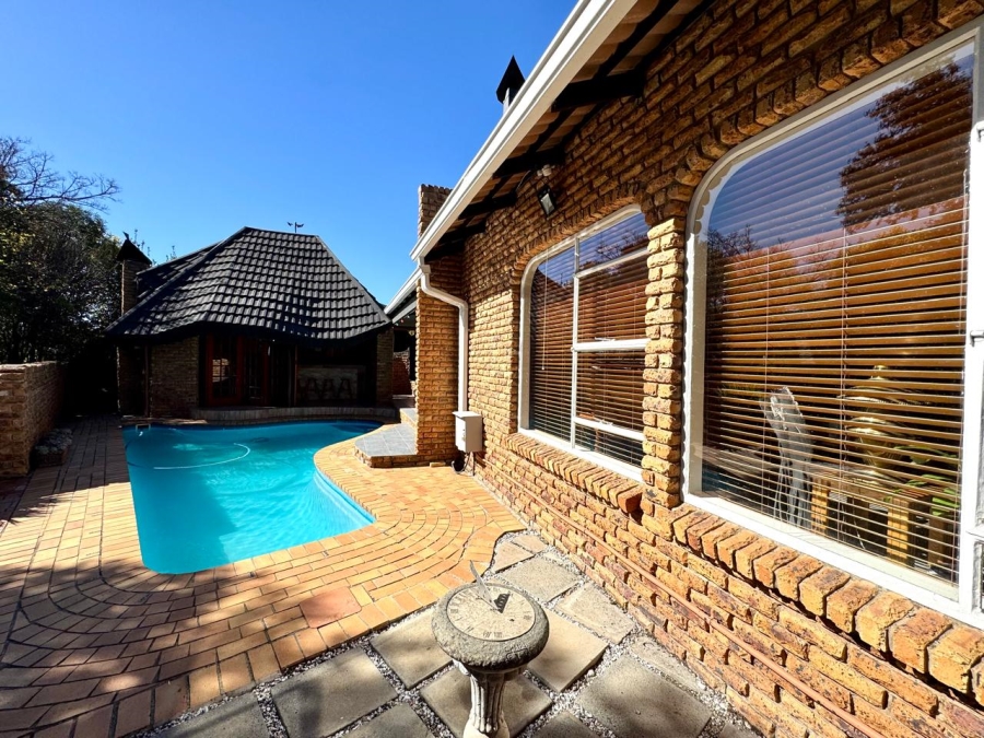 4 Bedroom Property for Sale in Suidheuwel Mpumalanga