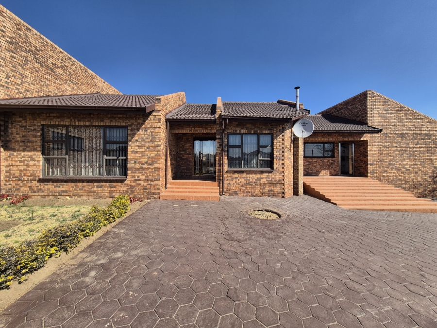4 Bedroom Property for Sale in Kinross Mpumalanga