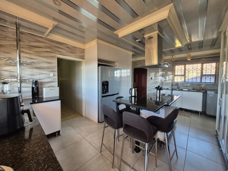 4 Bedroom Property for Sale in Kinross Mpumalanga