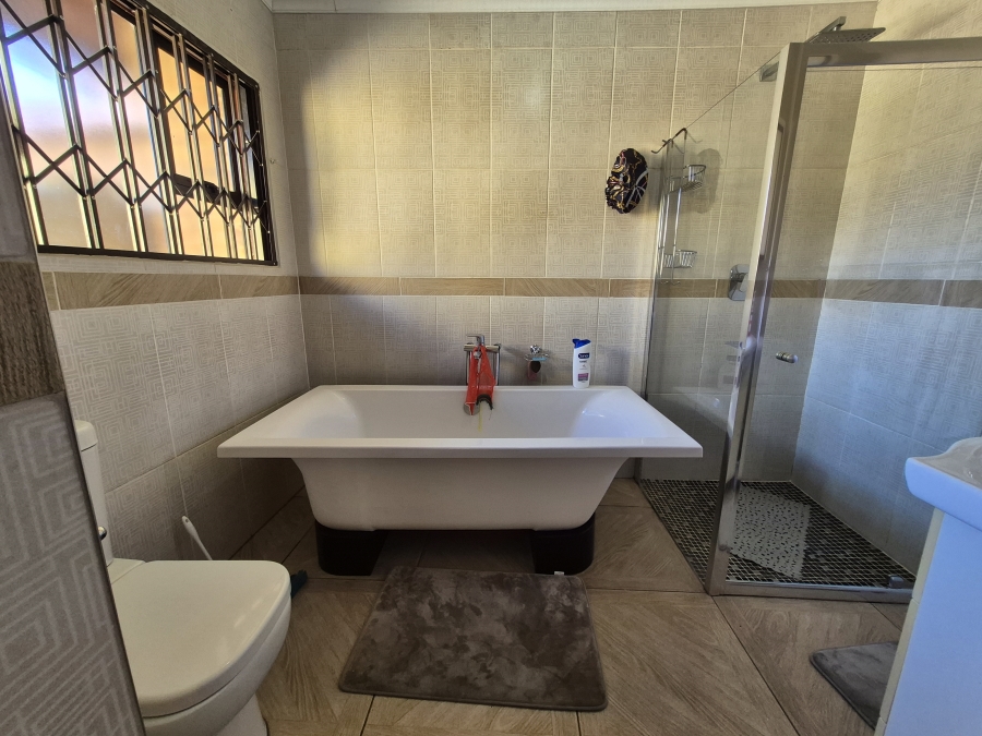 4 Bedroom Property for Sale in Kinross Mpumalanga