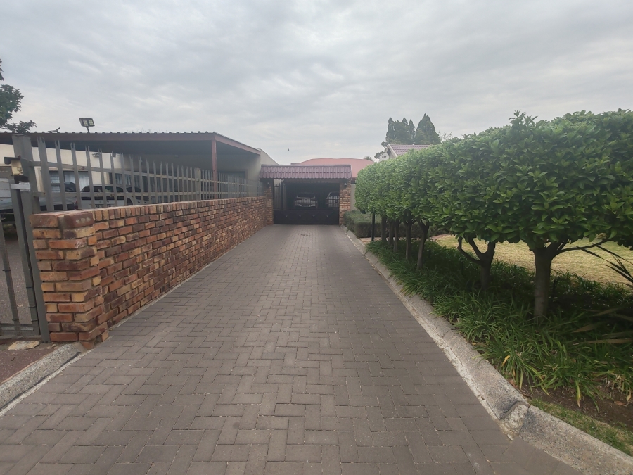 3 Bedroom Property for Sale in Secunda Mpumalanga