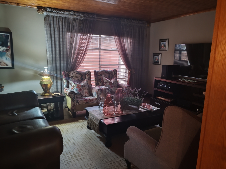 3 Bedroom Property for Sale in Secunda Mpumalanga