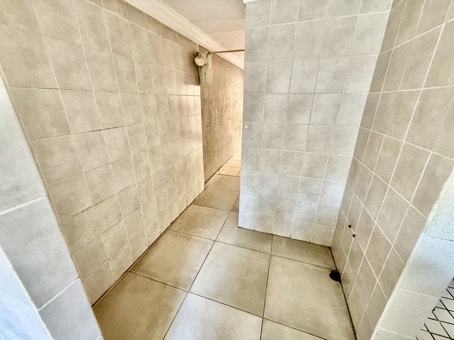 8 Bedroom Property for Sale in Cosmosrand Mpumalanga