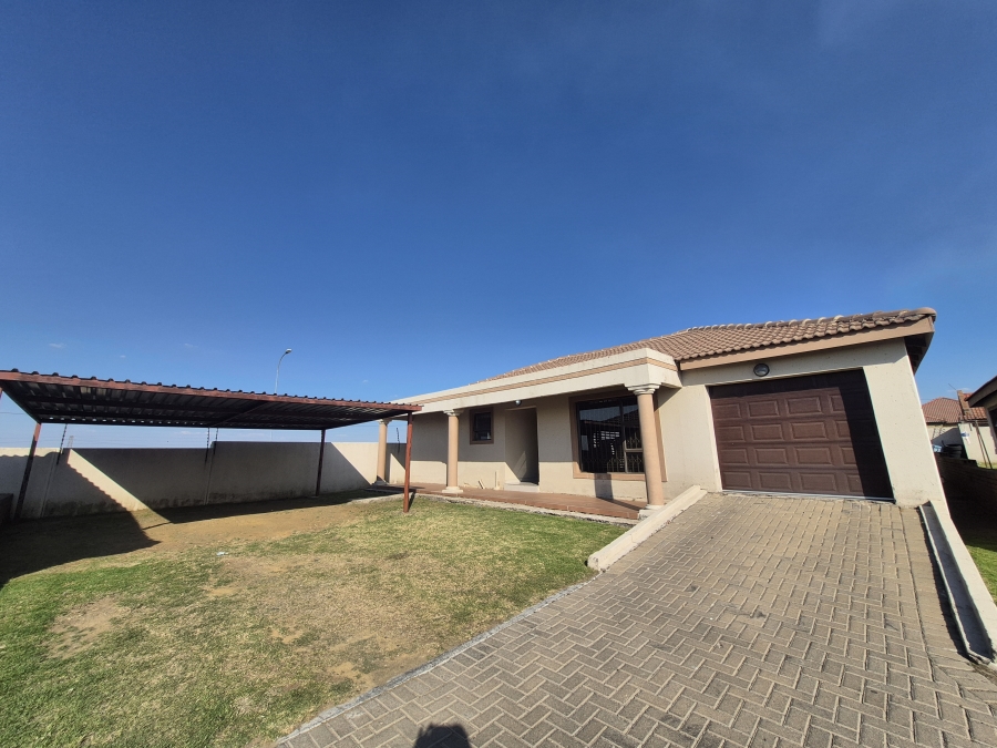 3 Bedroom Property for Sale in Noordrand Mpumalanga