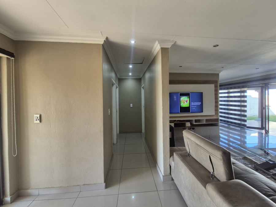 3 Bedroom Property for Sale in Noordrand Mpumalanga