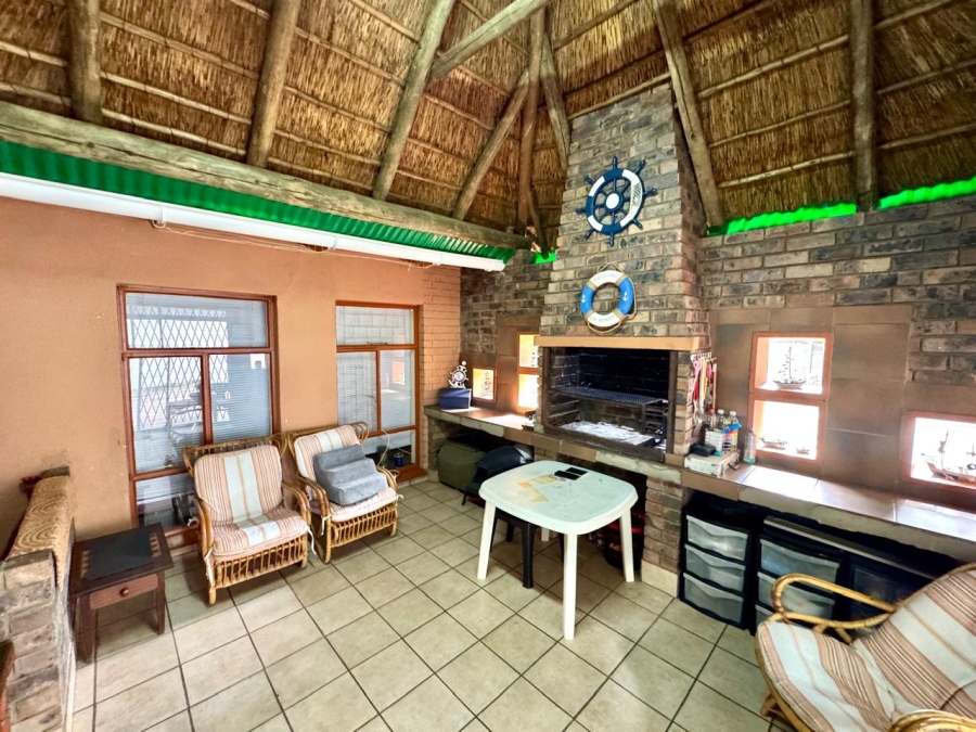 4 Bedroom Property for Sale in Kruinpark Mpumalanga