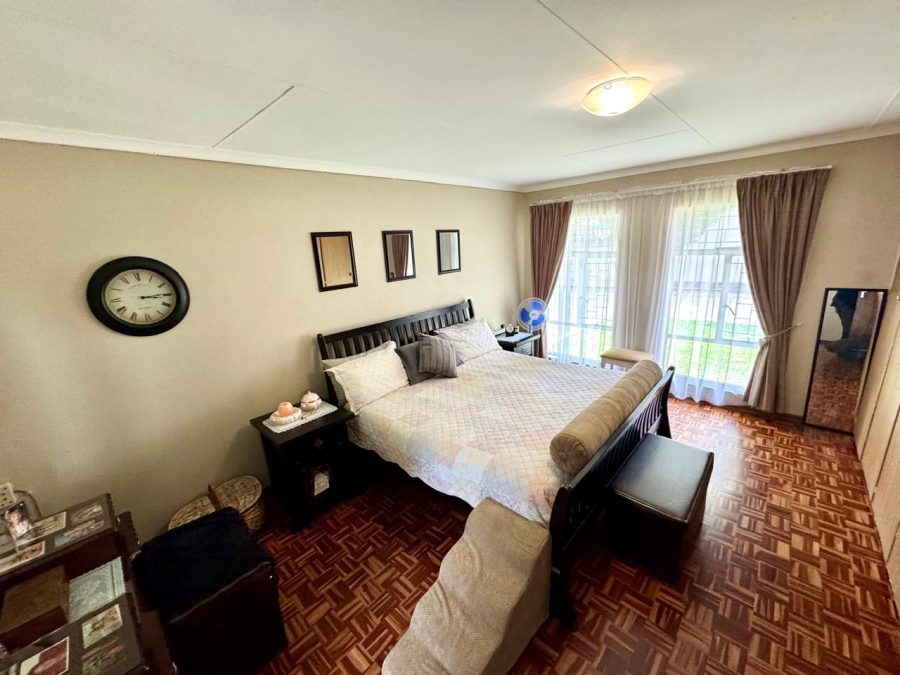 4 Bedroom Property for Sale in Kruinpark Mpumalanga