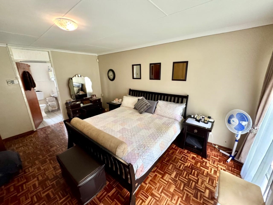 4 Bedroom Property for Sale in Kruinpark Mpumalanga