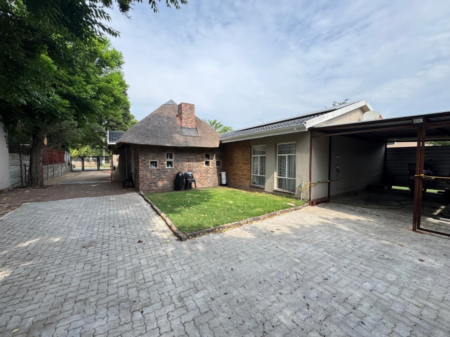 4 Bedroom Property for Sale in Kruinpark Mpumalanga