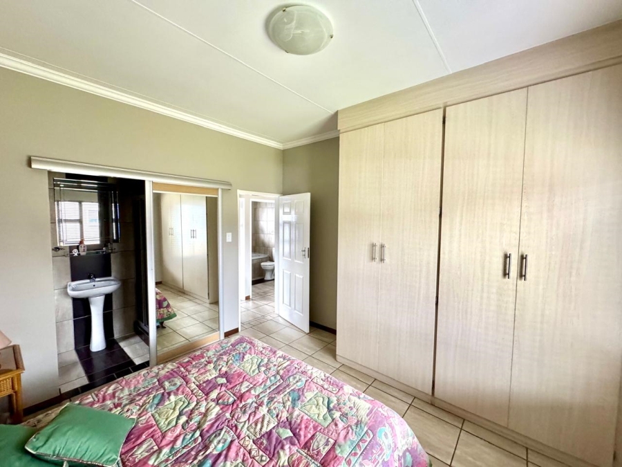 2 Bedroom Property for Sale in Terra Nova Mpumalanga