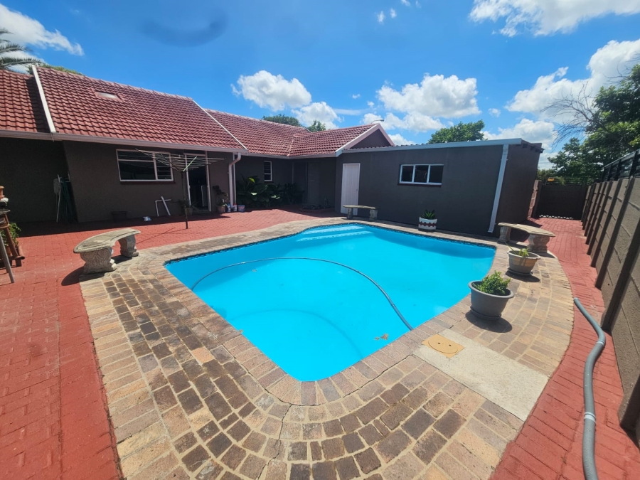 3 Bedroom Property for Sale in Secunda Mpumalanga