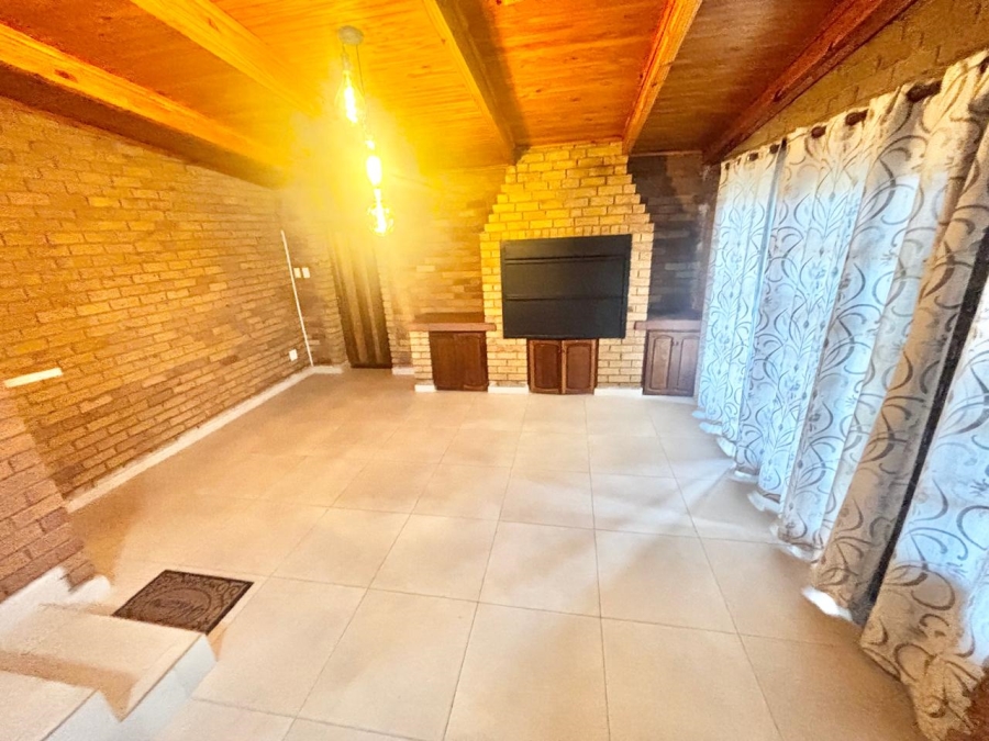 4 Bedroom Property for Sale in Secunda Mpumalanga