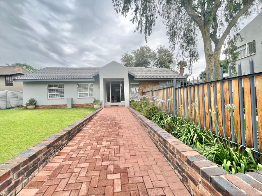 6 Bedroom Property for Sale in Kruinpark Mpumalanga