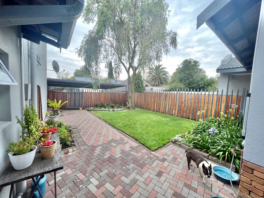 6 Bedroom Property for Sale in Kruinpark Mpumalanga