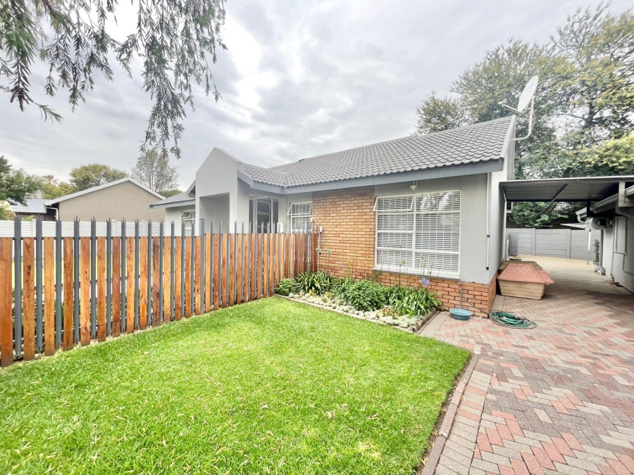 6 Bedroom Property for Sale in Kruinpark Mpumalanga