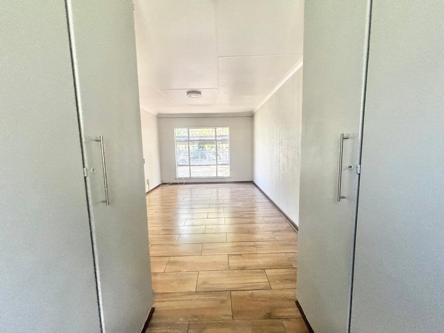 4 Bedroom Property for Sale in Suidheuwel Mpumalanga