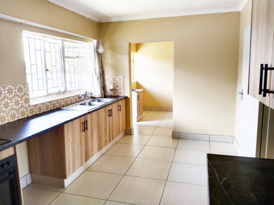 5 Bedroom Property for Sale in Sunset Park Mpumalanga