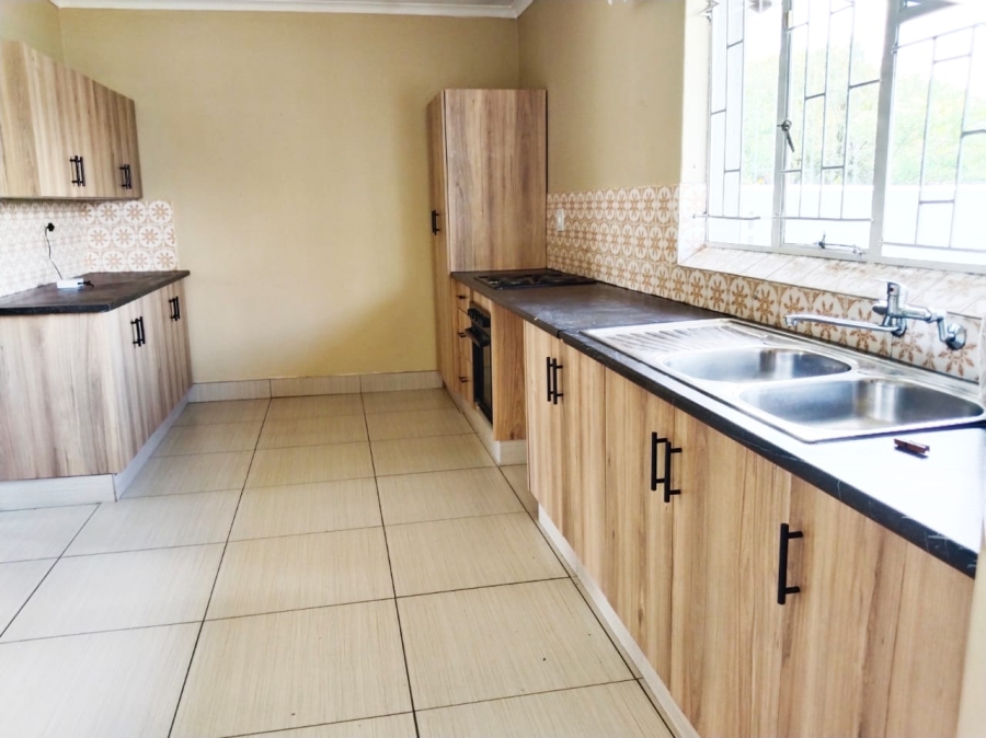 5 Bedroom Property for Sale in Sunset Park Mpumalanga