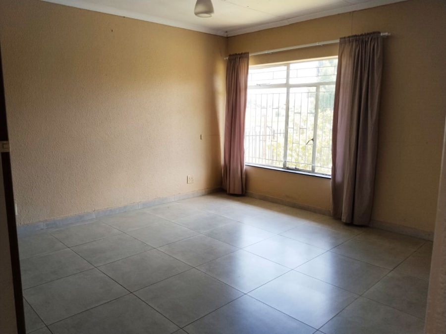 5 Bedroom Property for Sale in Sunset Park Mpumalanga