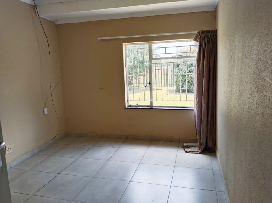 5 Bedroom Property for Sale in Sunset Park Mpumalanga