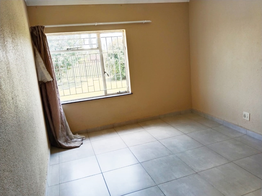 5 Bedroom Property for Sale in Sunset Park Mpumalanga