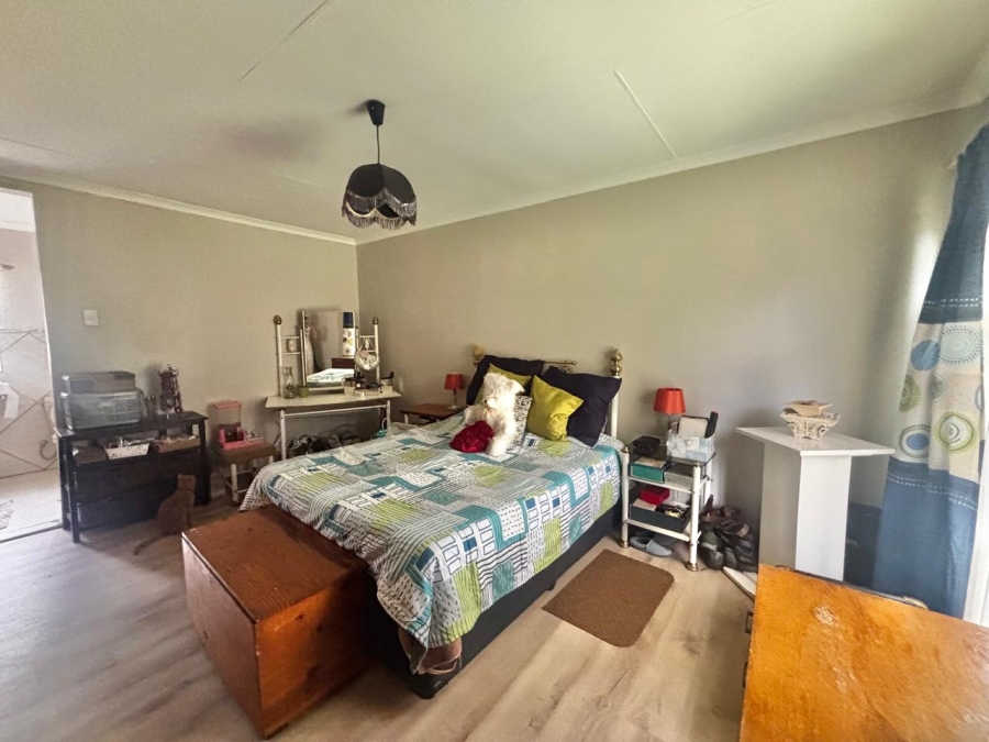 5 Bedroom Property for Sale in Cosmosrand Mpumalanga