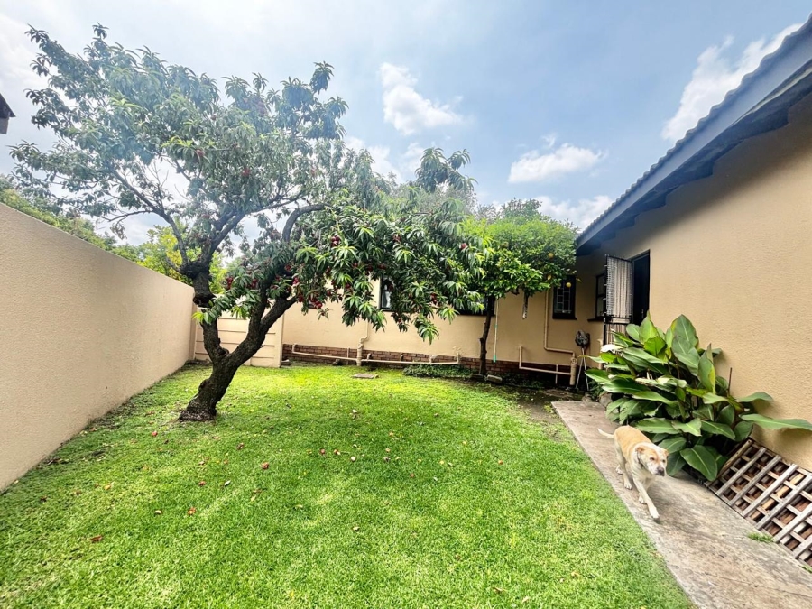 5 Bedroom Property for Sale in Cosmosrand Mpumalanga