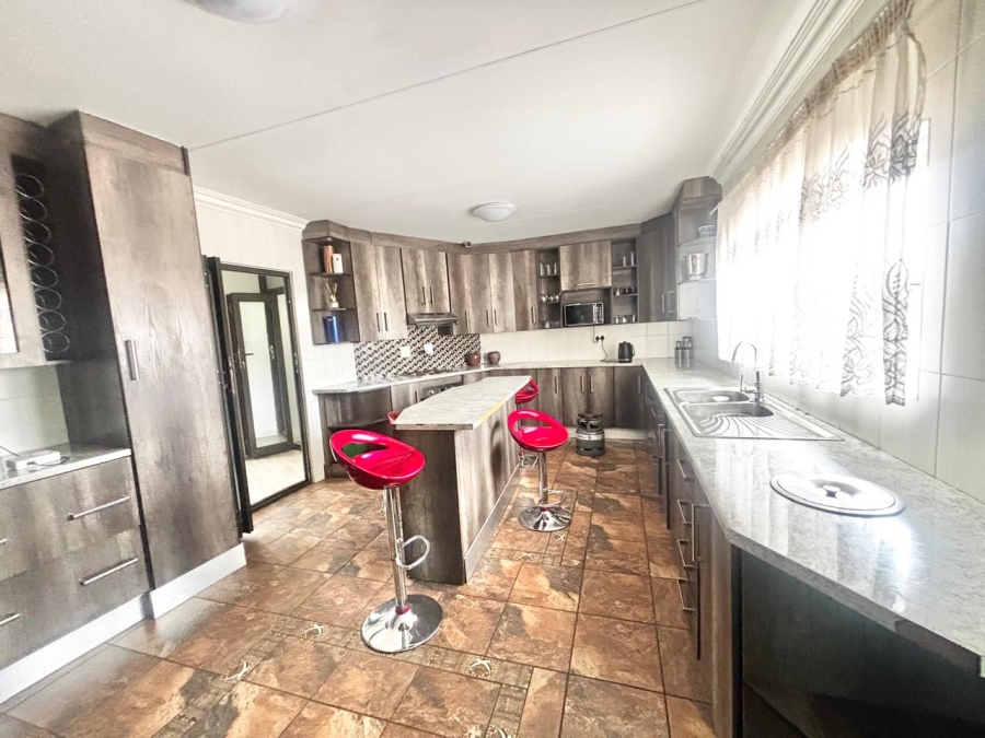 4 Bedroom Property for Sale in Noordrand Mpumalanga