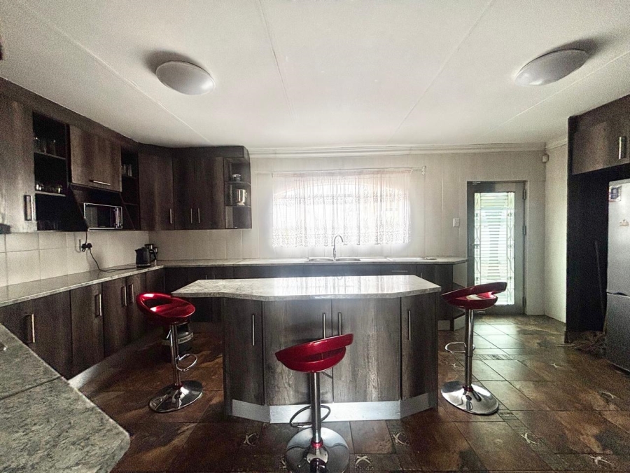 4 Bedroom Property for Sale in Noordrand Mpumalanga