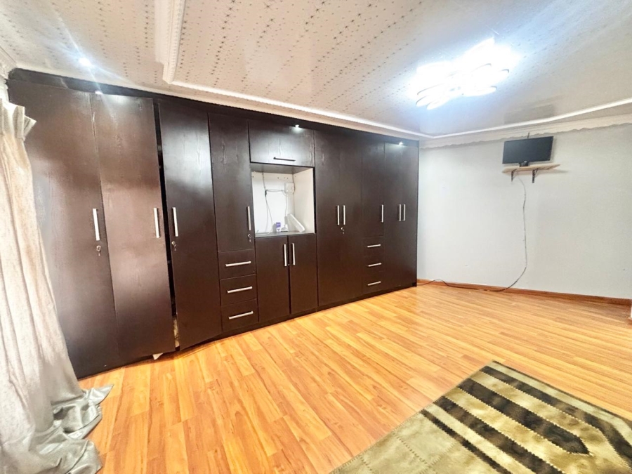 4 Bedroom Property for Sale in Noordrand Mpumalanga