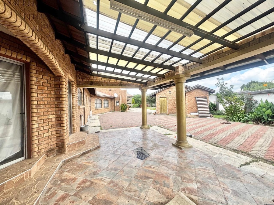 4 Bedroom Property for Sale in Noordrand Mpumalanga
