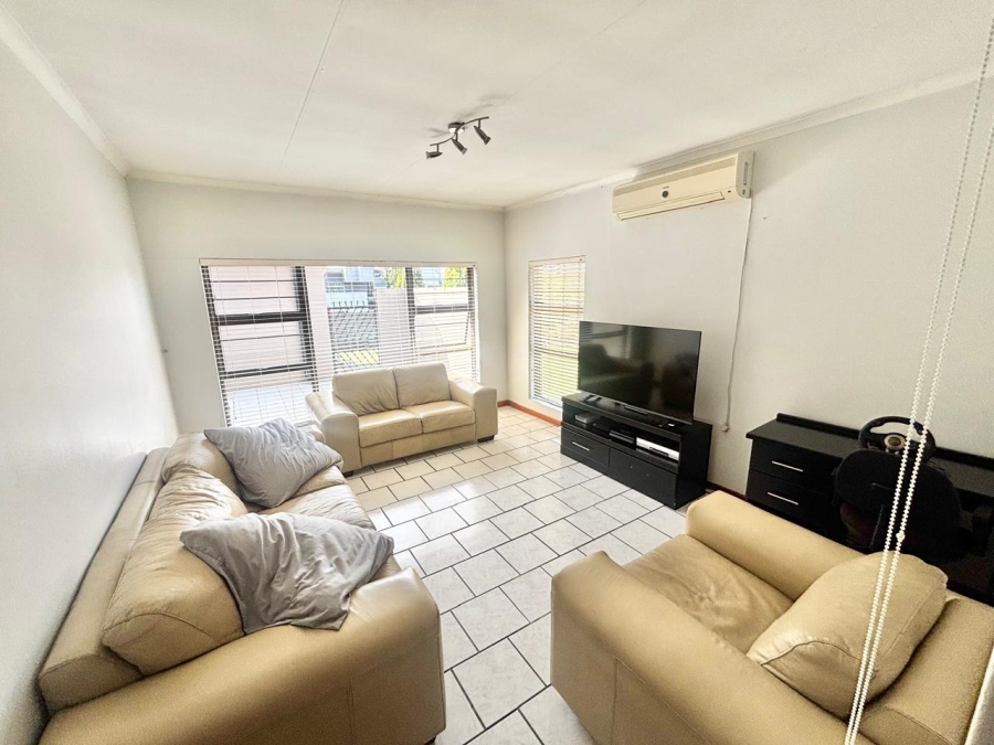 5 Bedroom Property for Sale in Trichardt Mpumalanga