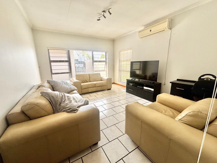 5 Bedroom Property for Sale in Trichardt Mpumalanga