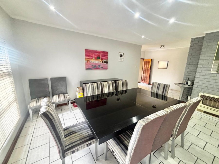 5 Bedroom Property for Sale in Trichardt Mpumalanga