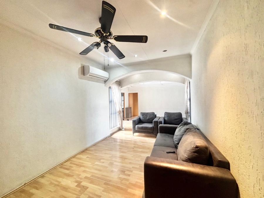 5 Bedroom Property for Sale in Trichardt Mpumalanga