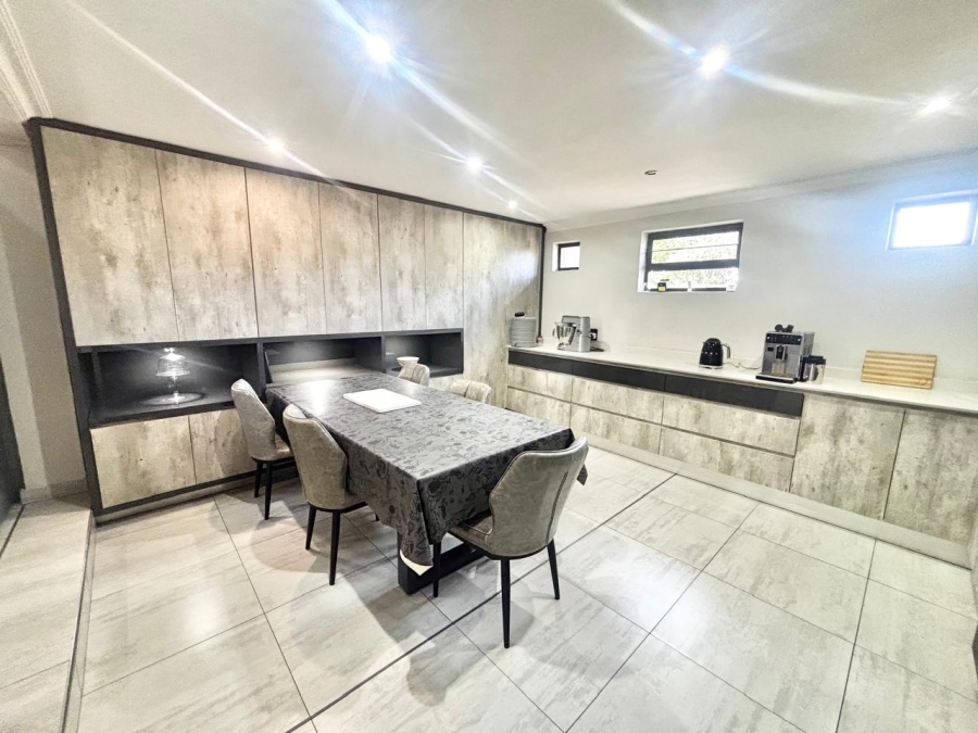 5 Bedroom Property for Sale in Trichardt Mpumalanga