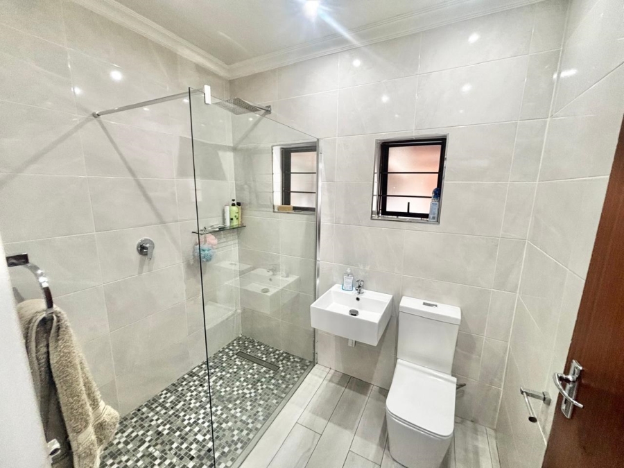 5 Bedroom Property for Sale in Trichardt Mpumalanga