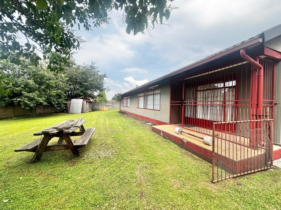 4 Bedroom Property for Sale in Cosmosrand Mpumalanga