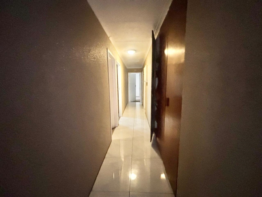 4 Bedroom Property for Sale in Cosmosrand Mpumalanga