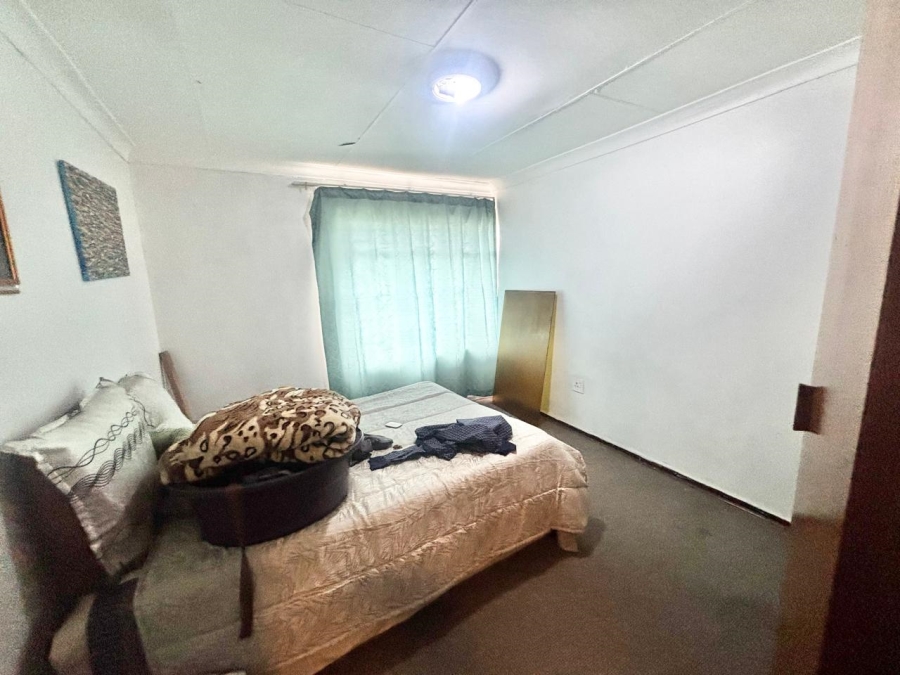 4 Bedroom Property for Sale in Cosmosrand Mpumalanga