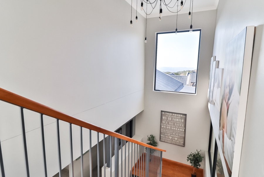 6 Bedroom Property for Sale in The Rest Nature Estate Mpumalanga