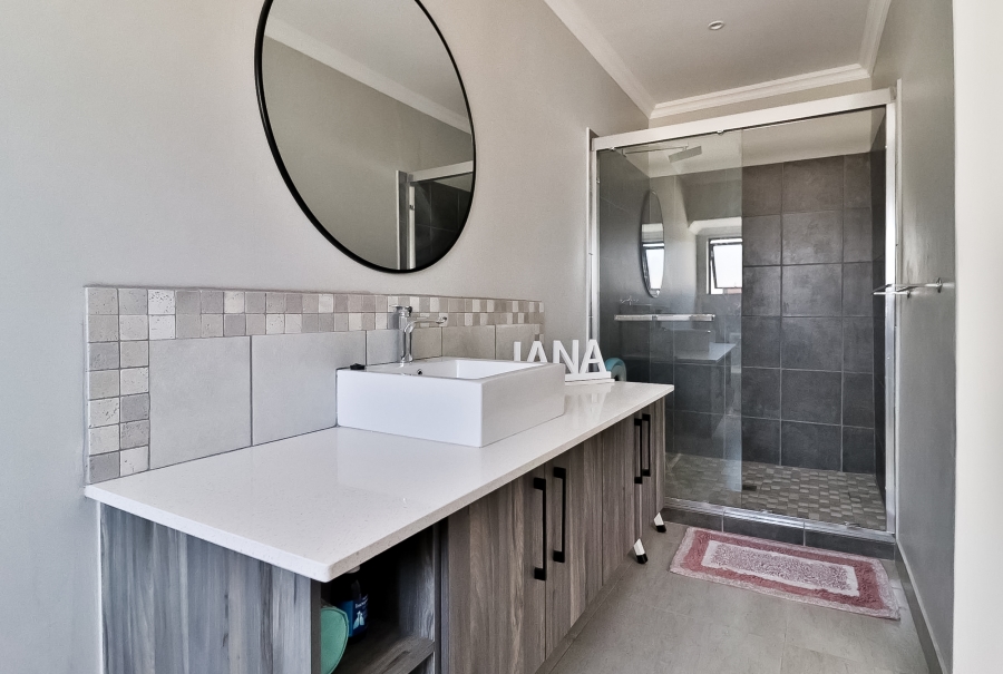 6 Bedroom Property for Sale in The Rest Nature Estate Mpumalanga