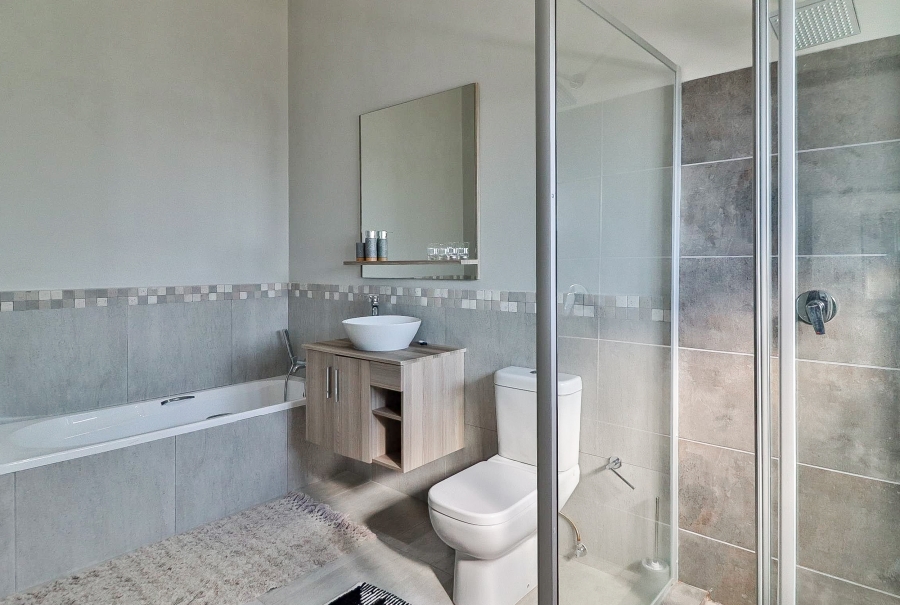 6 Bedroom Property for Sale in The Rest Nature Estate Mpumalanga