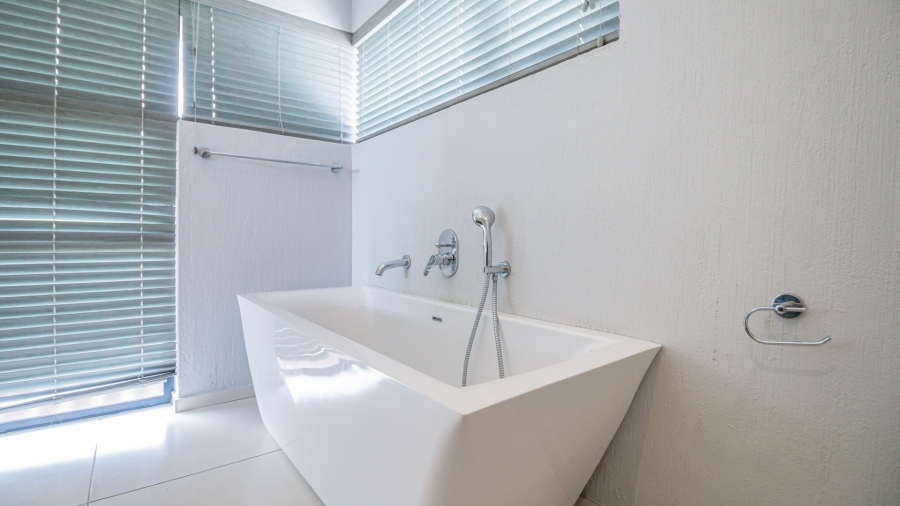 3 Bedroom Property for Sale in The Rest Nature Estate Mpumalanga